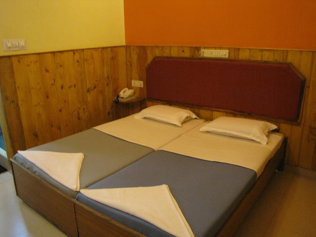Hotel O Shree Amm Residency Bangalore Zimmer foto